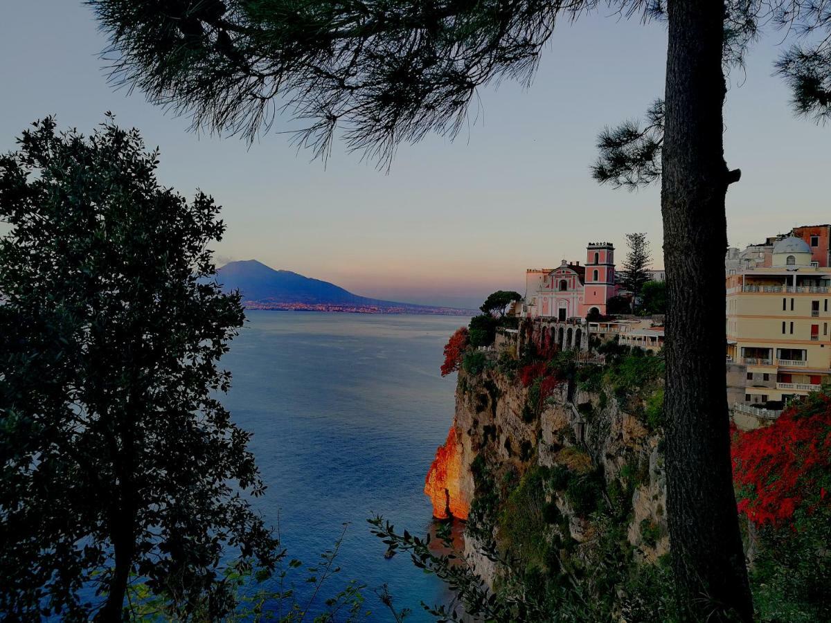 Quintessenza - Sorrento Coast Rentroom Vico Equense Extérieur photo