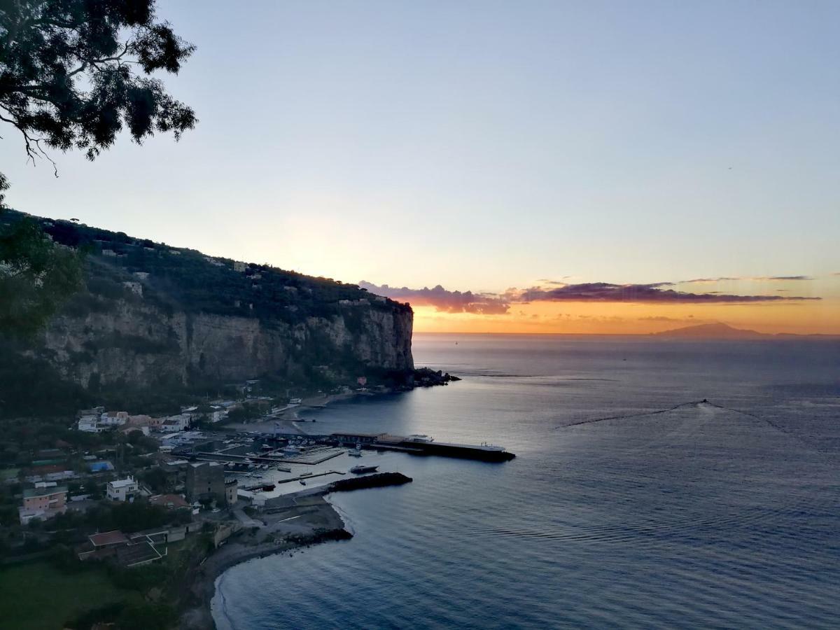 Quintessenza - Sorrento Coast Rentroom Vico Equense Extérieur photo